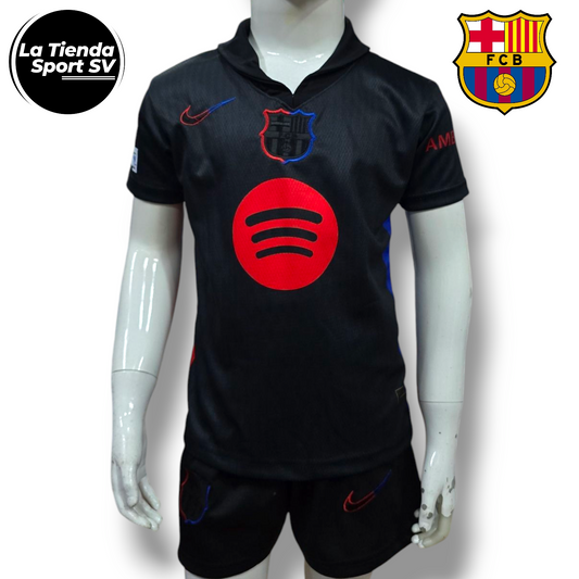 Conjunto deportivo de Niño Barcelona 24-25